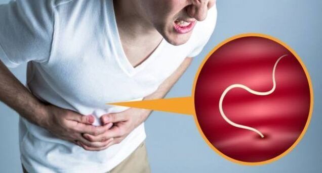 La douleur abdominale est un symptôme de la présence de parasites dans le corps